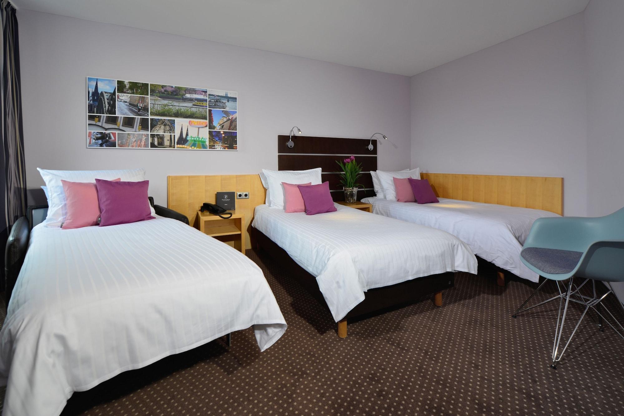 Hotel Uhu Garni Cologne Exterior photo